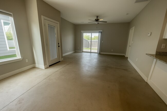 Photo - 2518/20 W 55th Unit 2518 W 55th