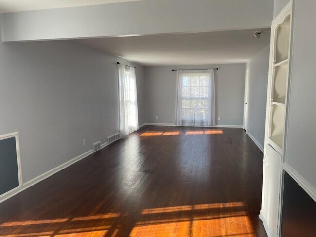 Photo - 17411 Winslow Rd