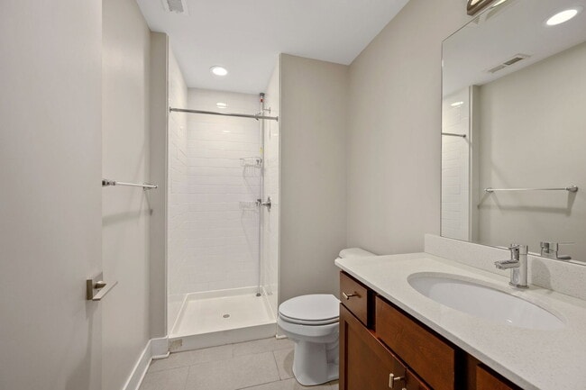 Photo - 516 E 13th St Unidad 1