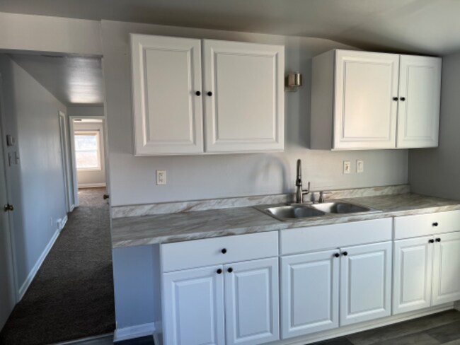 Photo - 8418 W Lincoln Ave