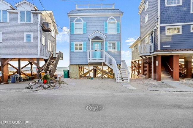 Photo - 2149 Fairfield Beach Rd