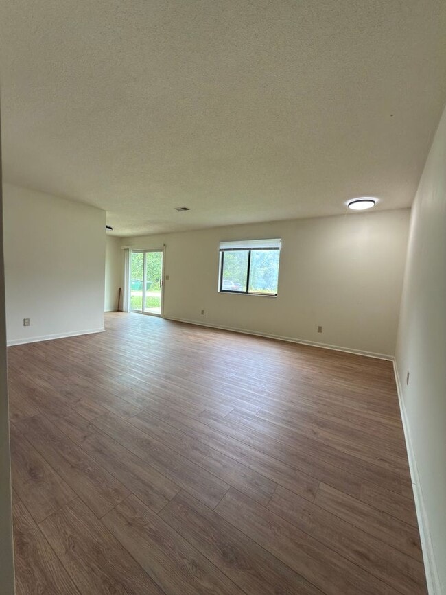 Photo - 11960 Meadowview Ln Unit 7