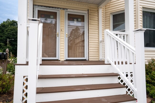 100 Graham St Unit 2