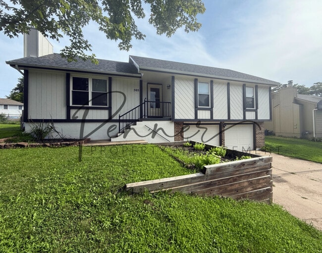 Building Photo - 505 SE Mt Vernon Dr Rental
