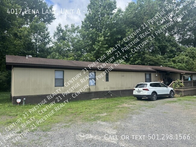 Building Photo - 4017 Lena Ln Unit A