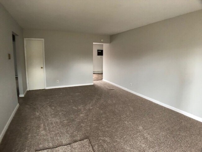 Photo - 9757-9763 Toth St. Bridgman Apartamento Unidad 9757