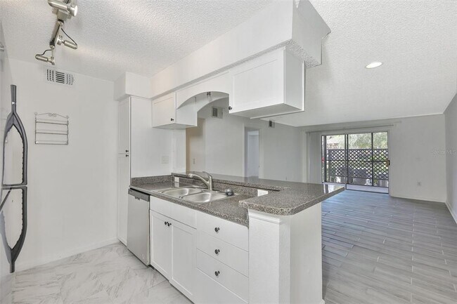 Photo - 2500 Winding Creek Blvd Unit G106