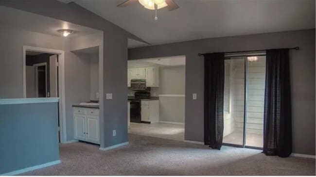 Building Photo - 14327 N Pennsylvania Ave Rental
