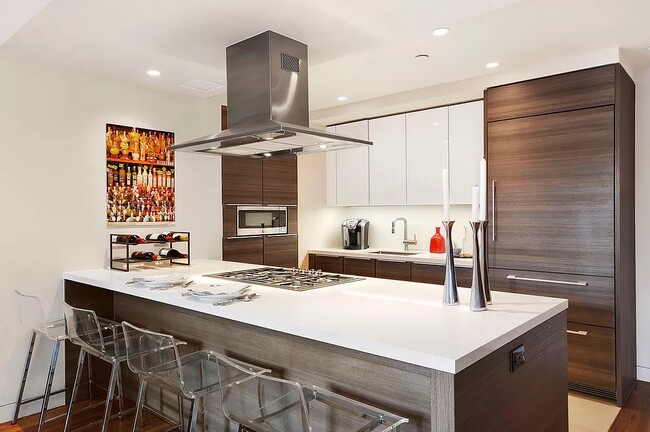 Photo - 151 W 21st St Unit 7D
