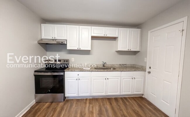 Photo - 5725 Avenue O