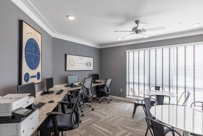 Computer/Business Center