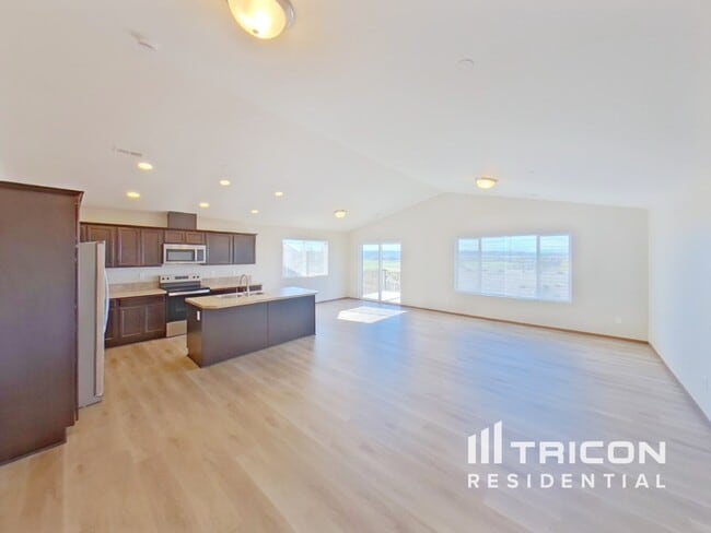 Photo - 1724 73rd Ave SE