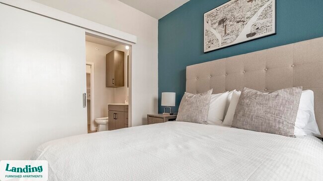 Photo - 14015 Univ Pass Unidad 2214