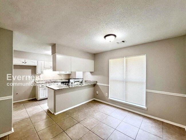 Building Photo - 3455 Lynnfield Cove Rental