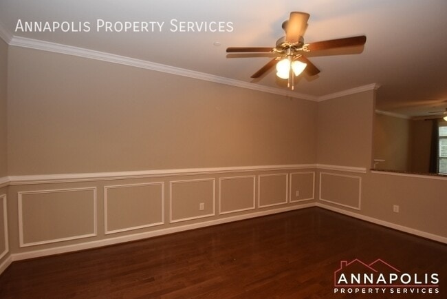 Photo - 102 Carraway Ln