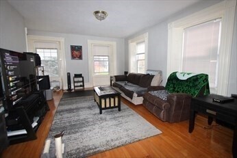 Photo - 122 Elm St Unit C