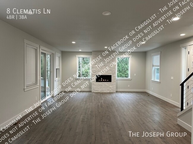 Photo - 8 Clematis Ln