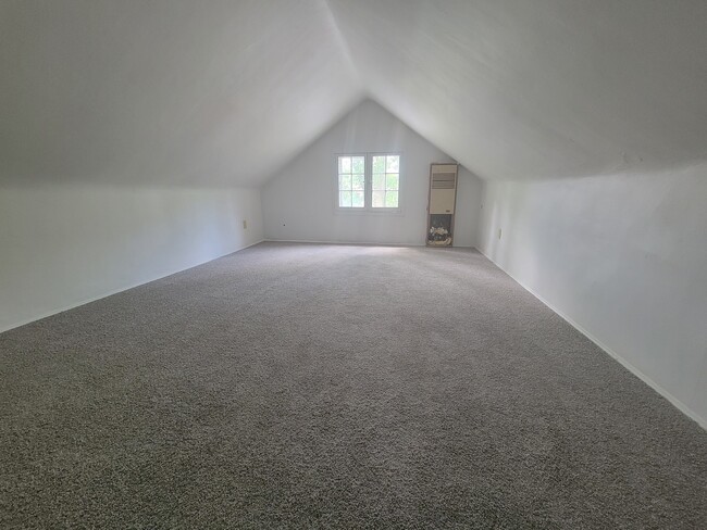 2560 S Austin St