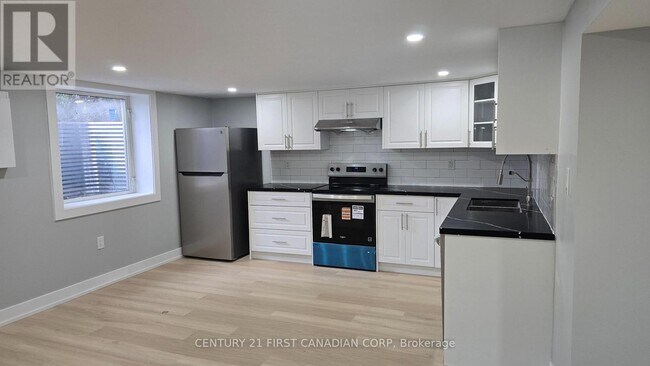 Photo - 65 Irving Pl