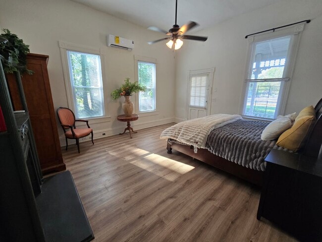 Photo - Highland Oasis Gardens Unit B