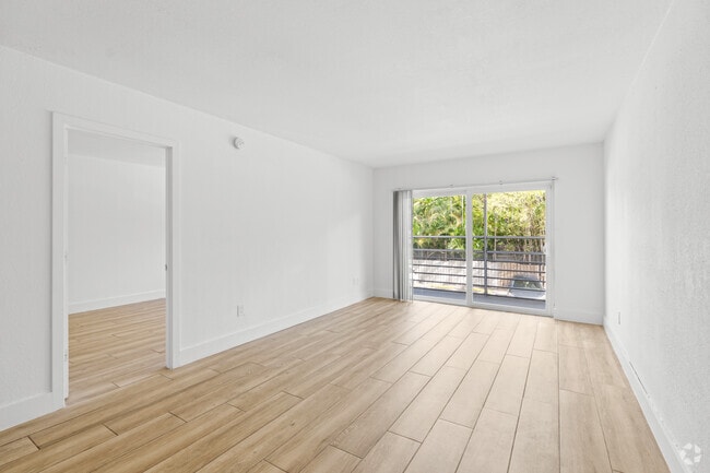 2 BR, 1 BA - 725SF - Living Room