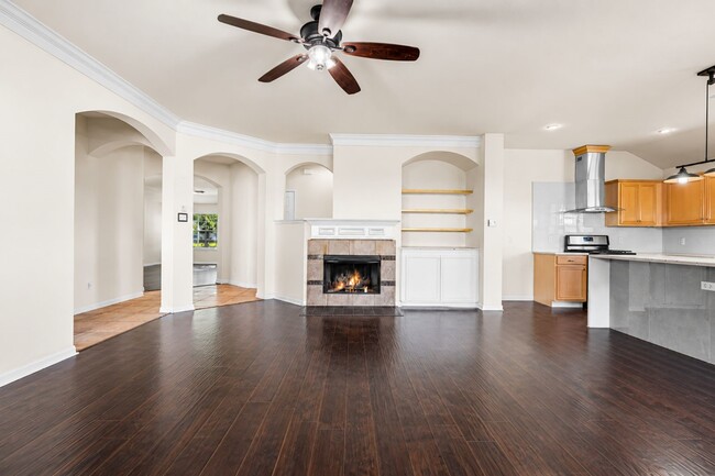Photo - 2719 Riverhollow Ln