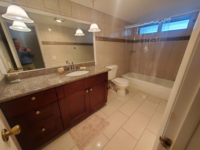 Photo - 20 SE 13th St Unit A6