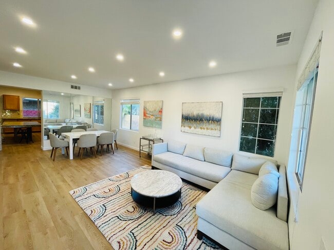 Photo - 38343 Bonino Dr