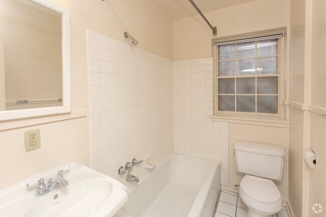 1BR, 1BA - 680SF - Fair Oaks Apartment Homes