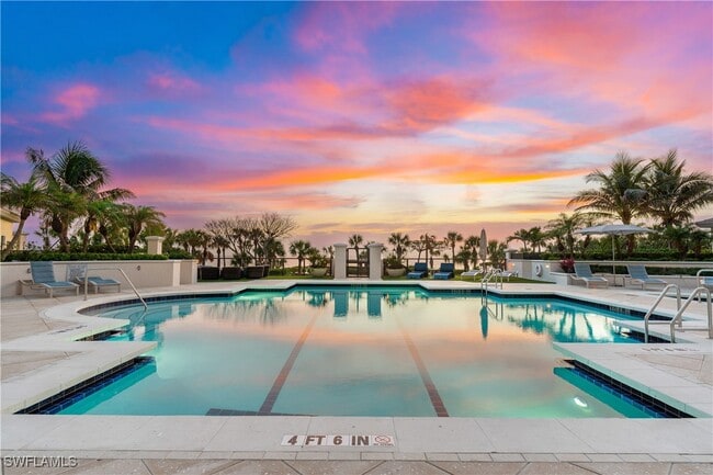 Building Photo - 8473 Bay Colony Dr Unit 801 Rental
