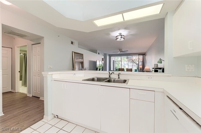 Photo - 7577 Silver Trumpet Ln Unit T103