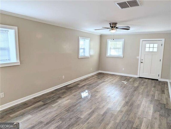 Photo - 1034 Grant Terrace SE