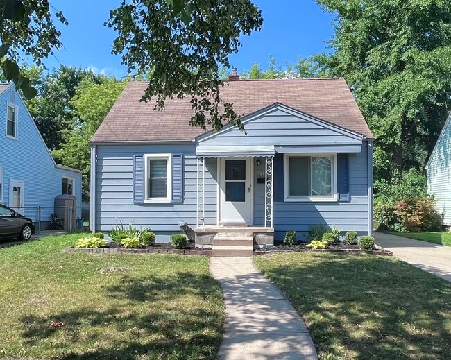 Building Photo - 1525 Whitcomb Ave Rental