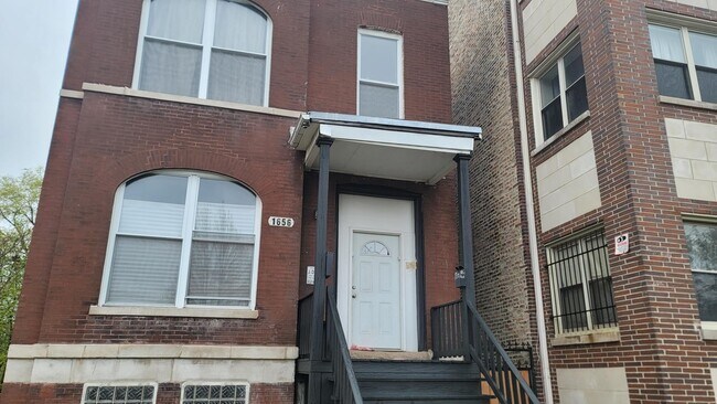 1656 S Hamlin Ave Unit 1