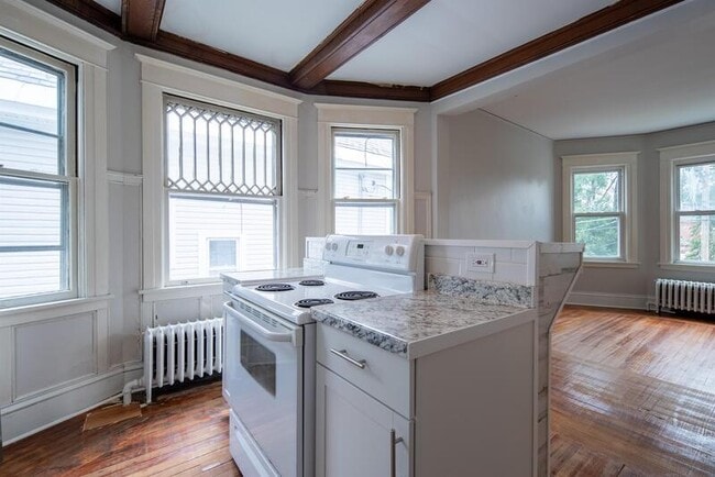 Photo - 433 Hamilton St