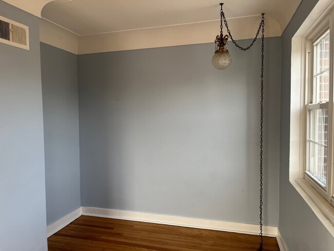 Photo - 918 N 5th Ave Unit 2