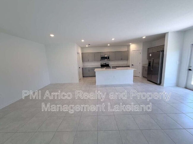 Photo - 1799 Foreman Rd