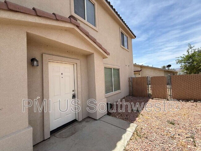 384 Anna Cir Unit A