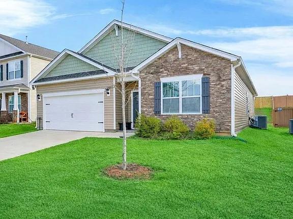 Photo - 462 Fenwick Dr