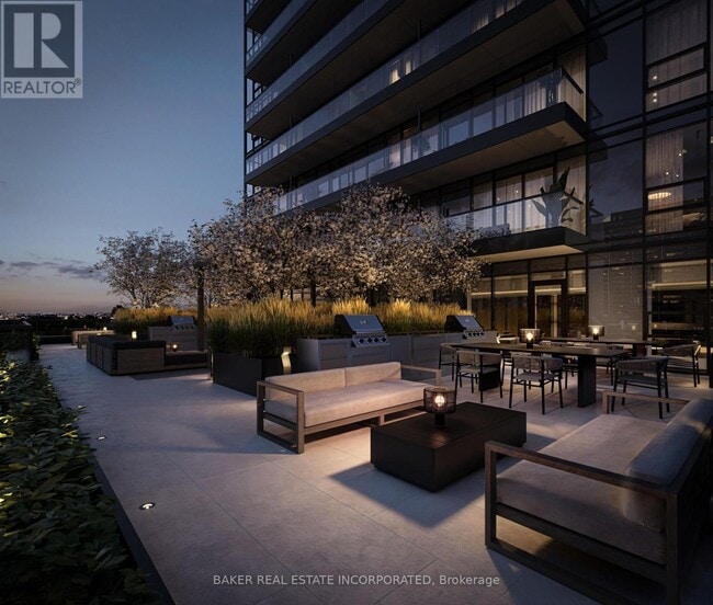 Photo - 223 Redpath Ave Unité 602