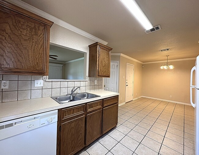 Photo - 1412 Van Zanten Ct Unit B