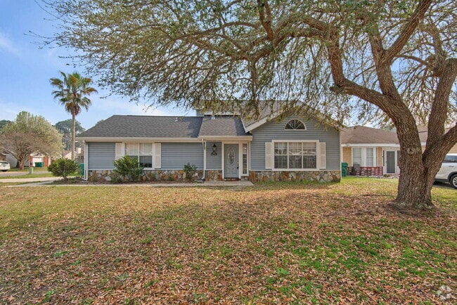 Building Photo - 1908 Heartland Dr Rental