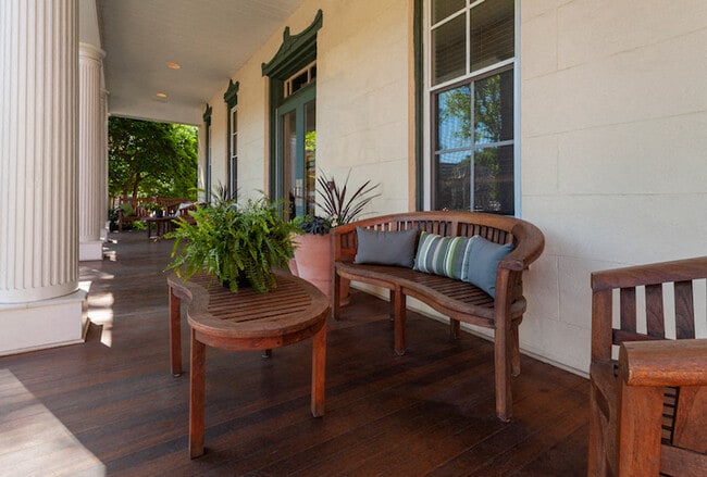 Photo - Quaker Court