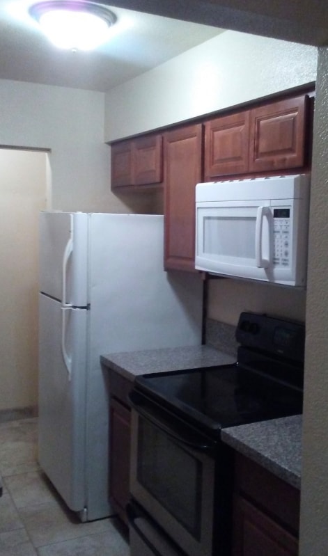 Photo - 2925 Winkler Ave