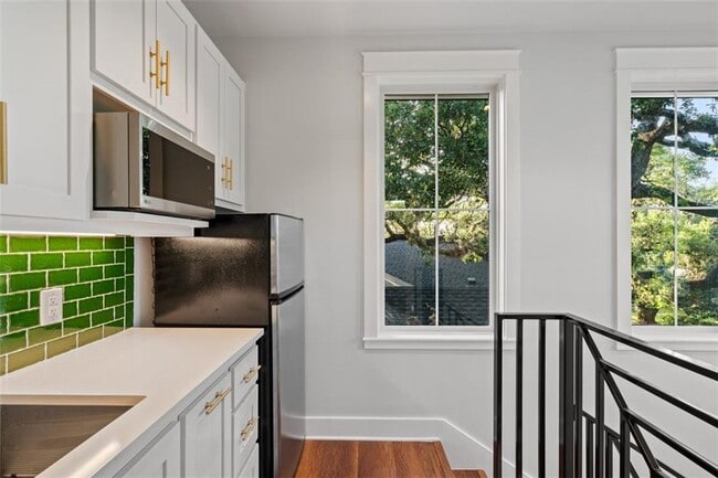 Photo - 1801 Alta Vista Ave