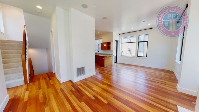 Photo - Riverfront Location, Luxury Townhome - End Corner Unit, Two En-Suites, Attached Garage