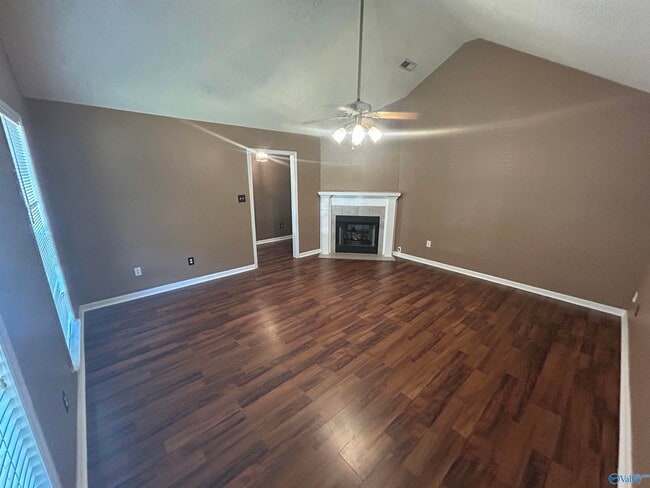 Photo - 111 Sunnyfield Dr
