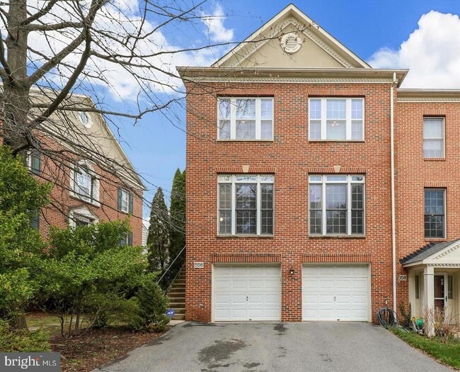 Photo - 556 Winding Rose Dr Townhome