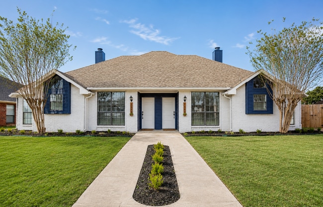 Building Photo - 13345/13347 Fall Manor Dr