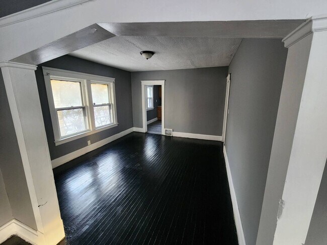 Photo - 4291 E 114th St Unidad 1